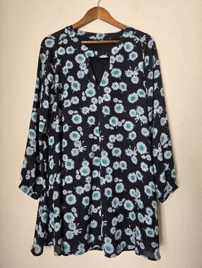 Express Dress Womens S/P Black White Green Daisy Floral Brunch Cocktail Party